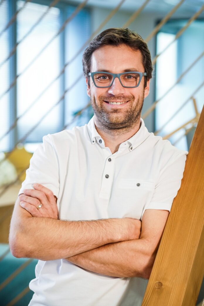 Olin Novák