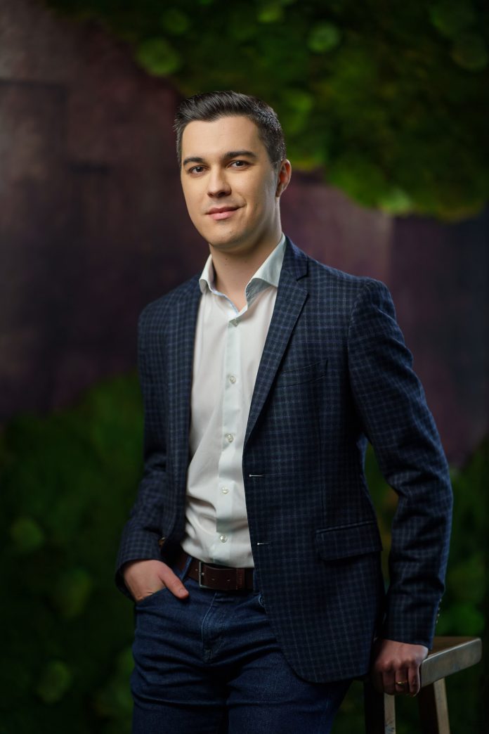 Mihnea Ratte www.instagram.com/mihnearatte/ Alexandru Dobre, eCommerce Director, Zitec.