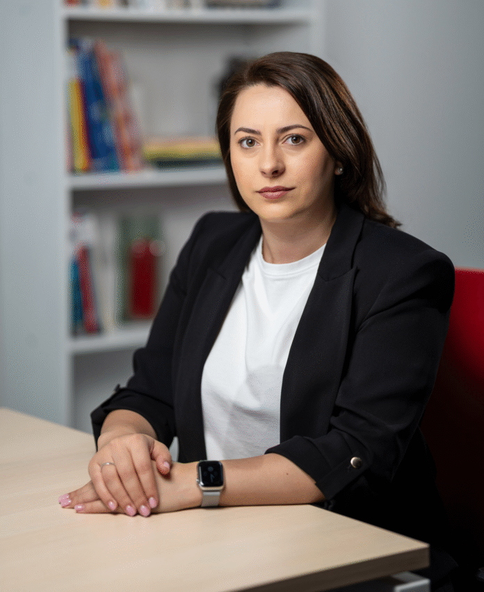 Ana Maria Deaconescu, Auchan Romania