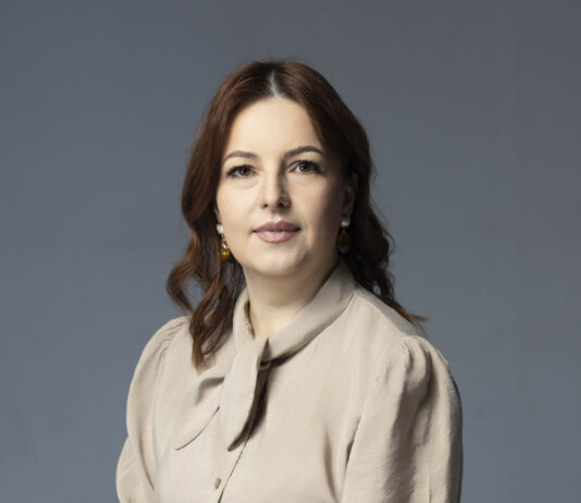 Retailul mare care a învățat să facă loc celor mici. Interviu cu Viorica Lăudescu, Customer Experience & CSR Director Carrefour România